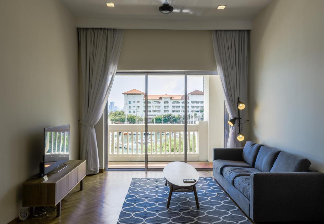 The Straits Quay Marina By Messina Clive Apartment George Town Exterior photo