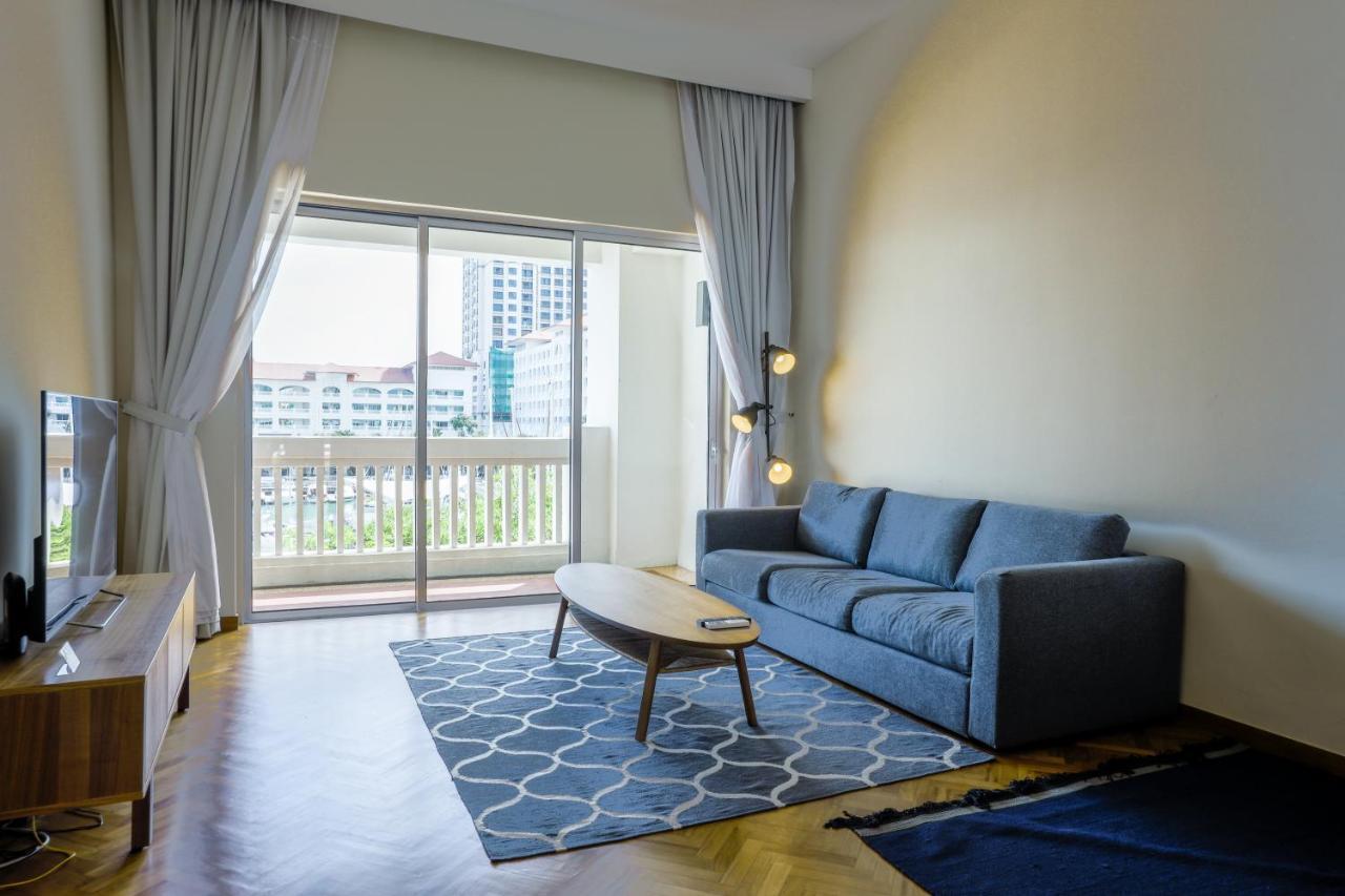 The Straits Quay Marina By Messina Clive Apartment George Town Exterior photo